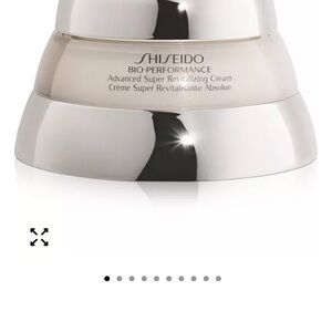 Shiseido Bio-Performance Cream - Silver and Cream